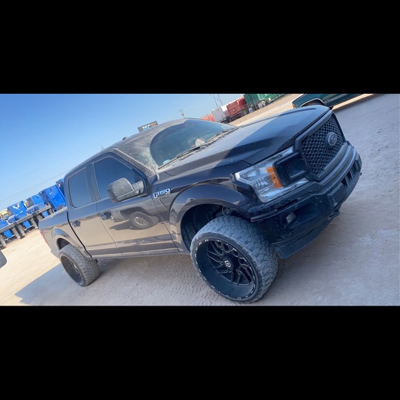 Meet your Posher, Daniel - Picture 1 of 1